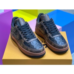 루이비통 LV TRAINER X NIKE 트레이너 스니커즈