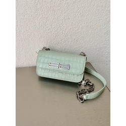 발렌시아가 Balenciaga 엑스트라 서플 크로커다일 엠보싱 카프스킨 GOSSIP XS 체인 백 18.8cm