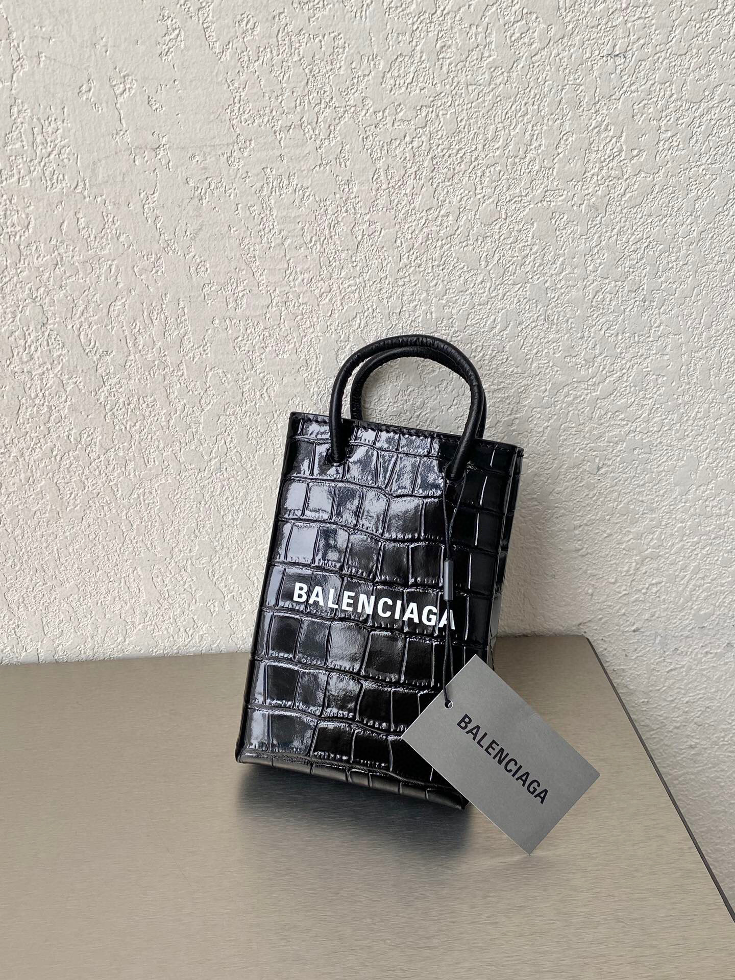 발렌시아가 Balenciaga 593826 핸드폰 가방 17.8cm