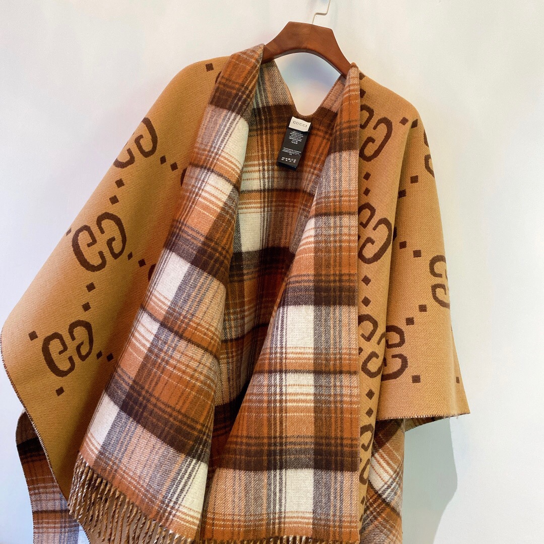 구찌 Gucci 울 캐시미어 케이프