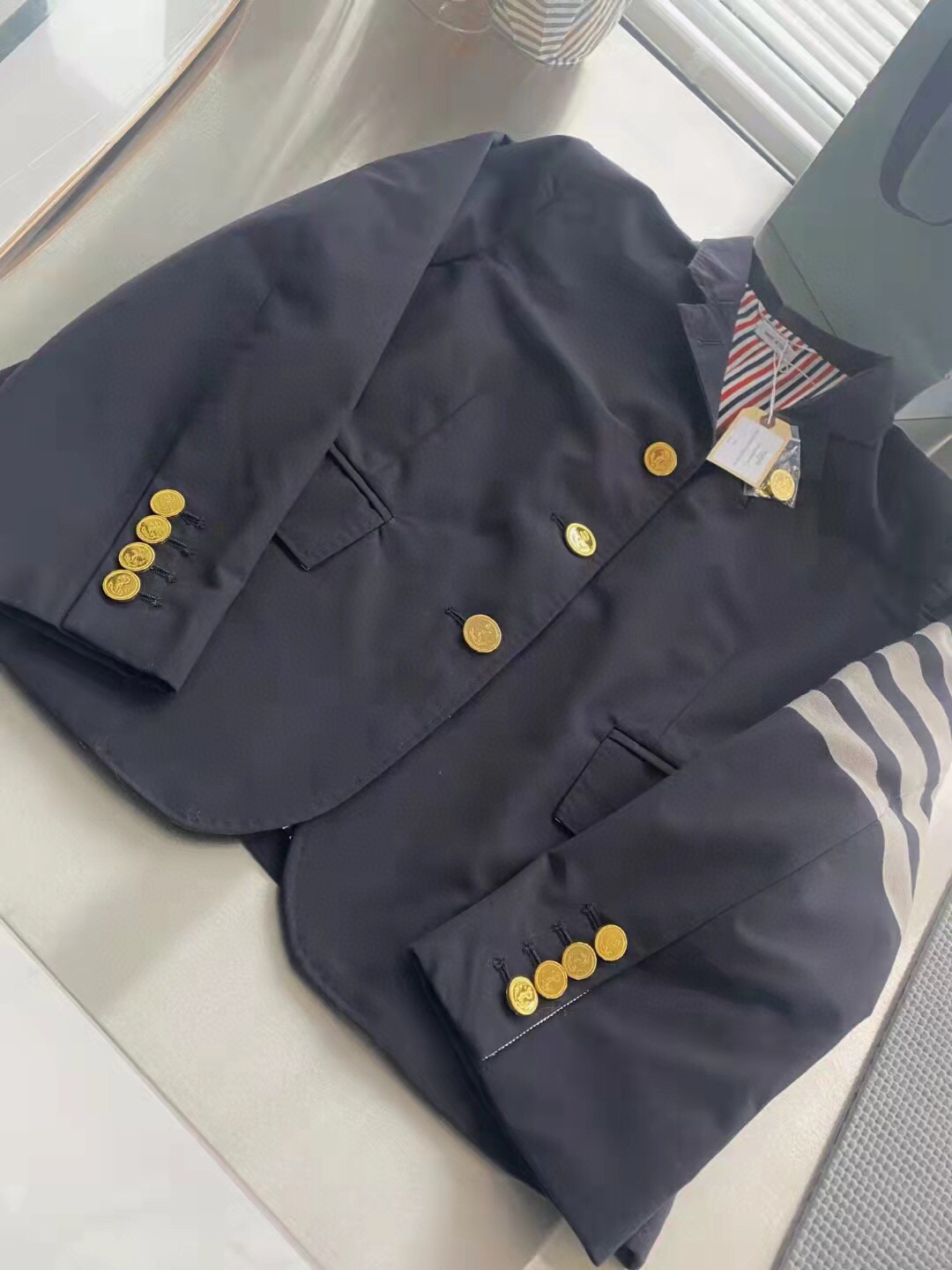 톰브라운 Thom Browne 양복 외투