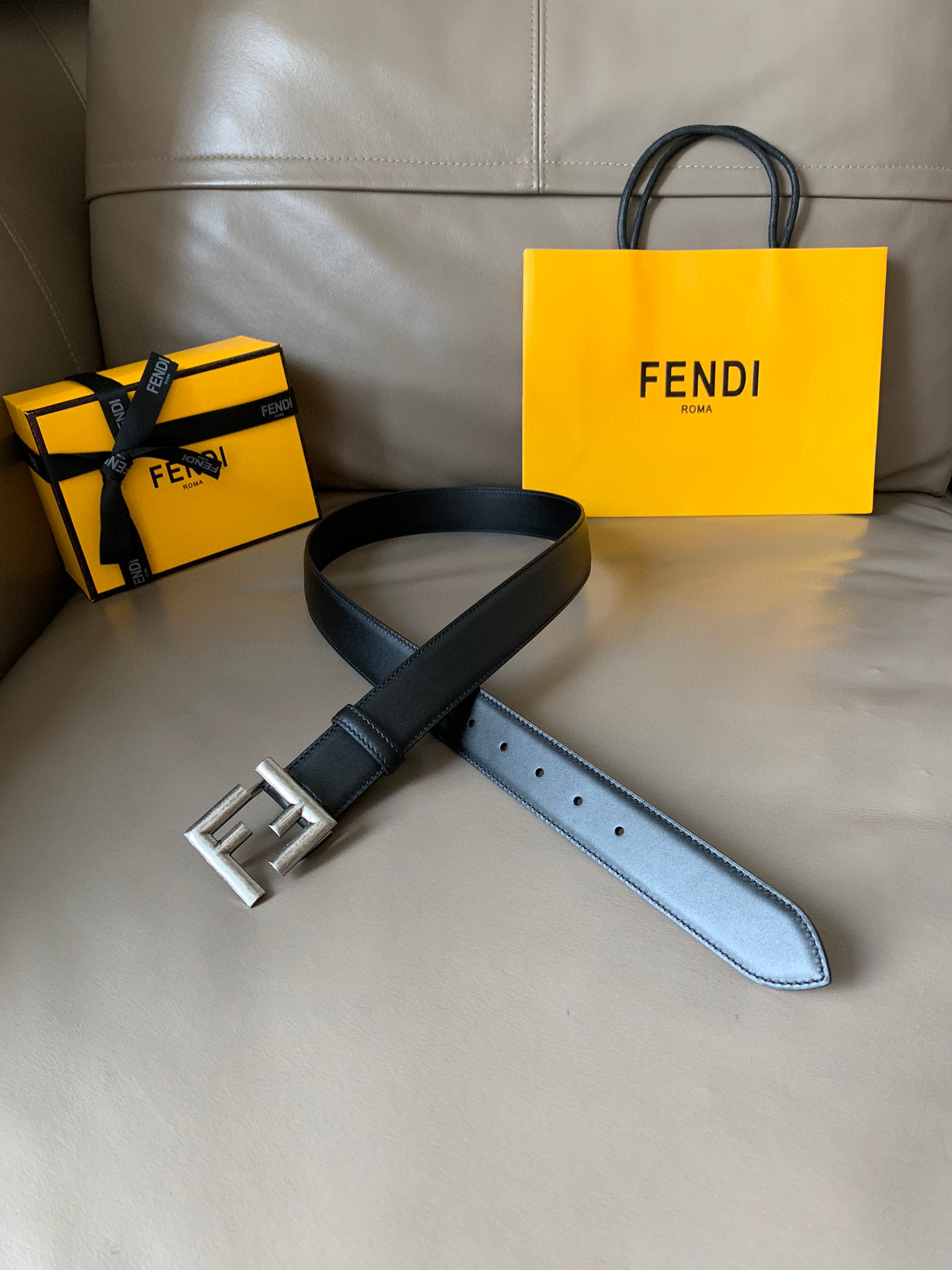 발펜디 FENDI 벨트 34mm