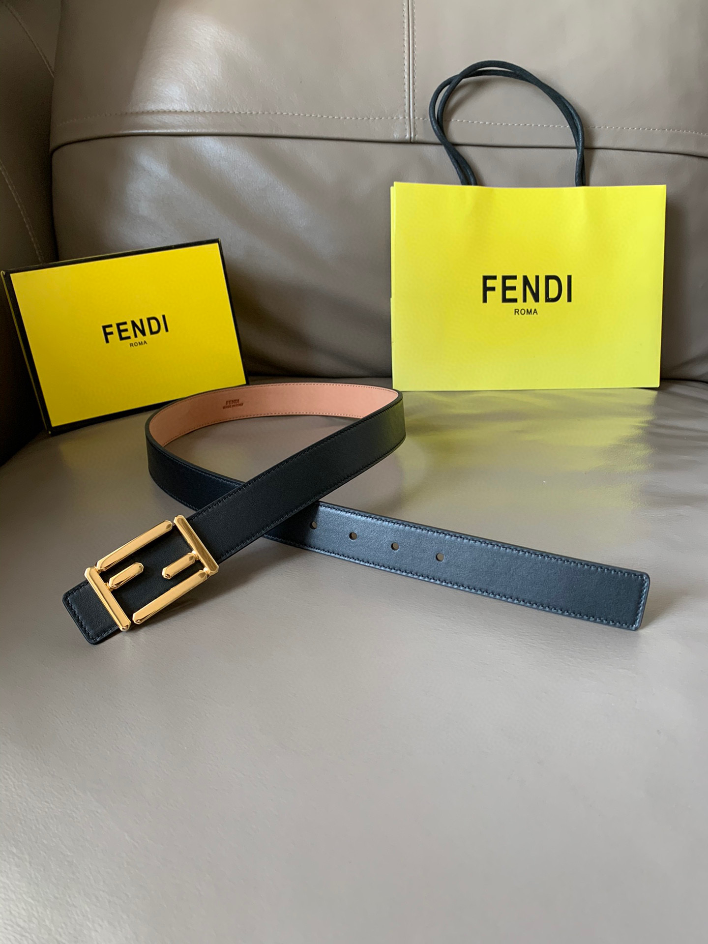 발펜디 FENDI 벨트 30mm