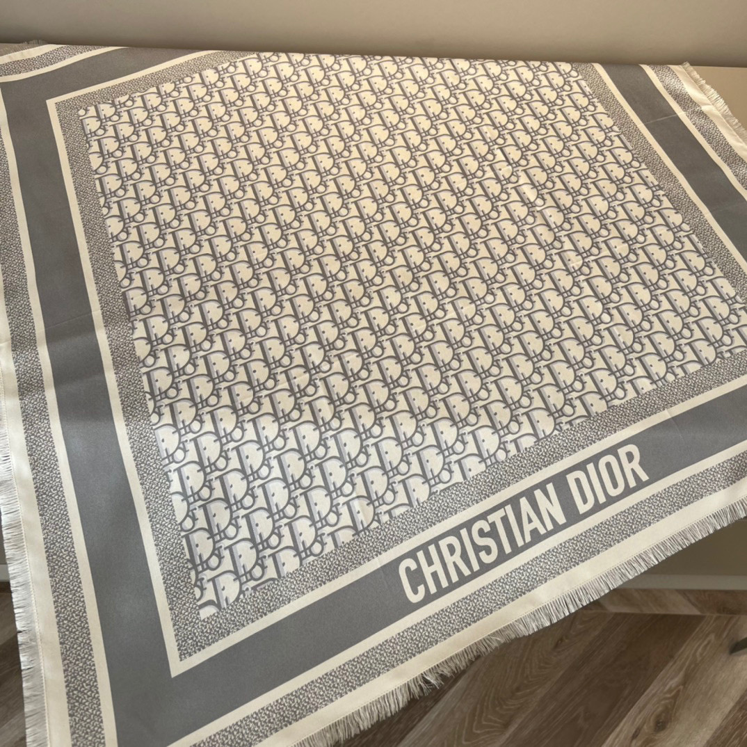 디올 Dior 스카프 마젠타 Scarf 70*70cm