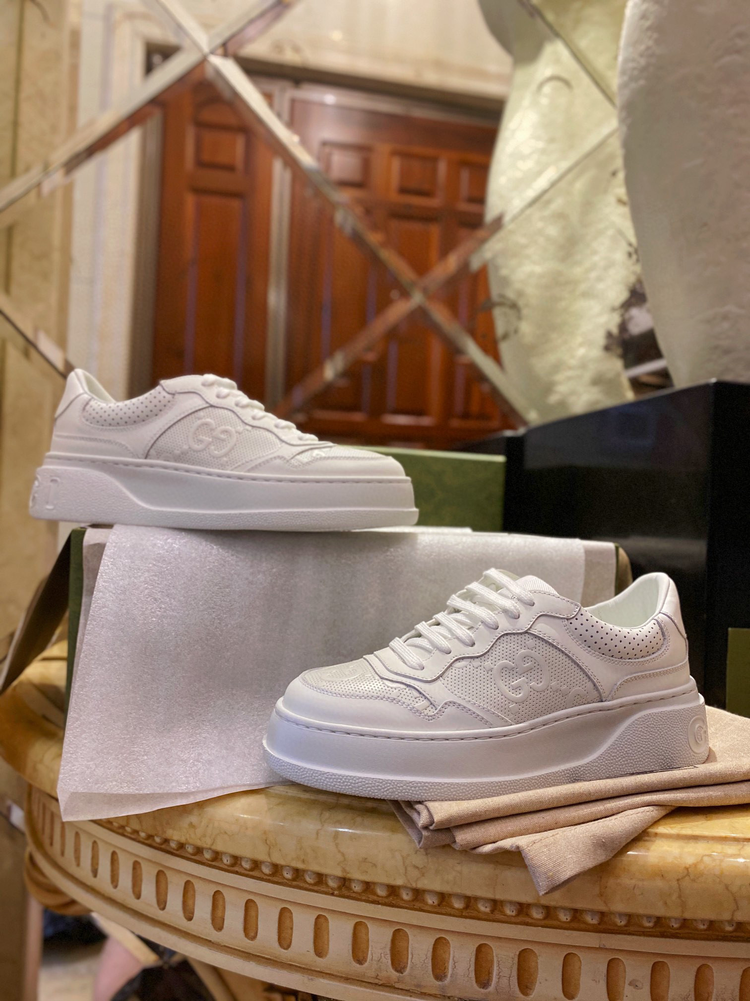 구찌 Gucci 스니커즈