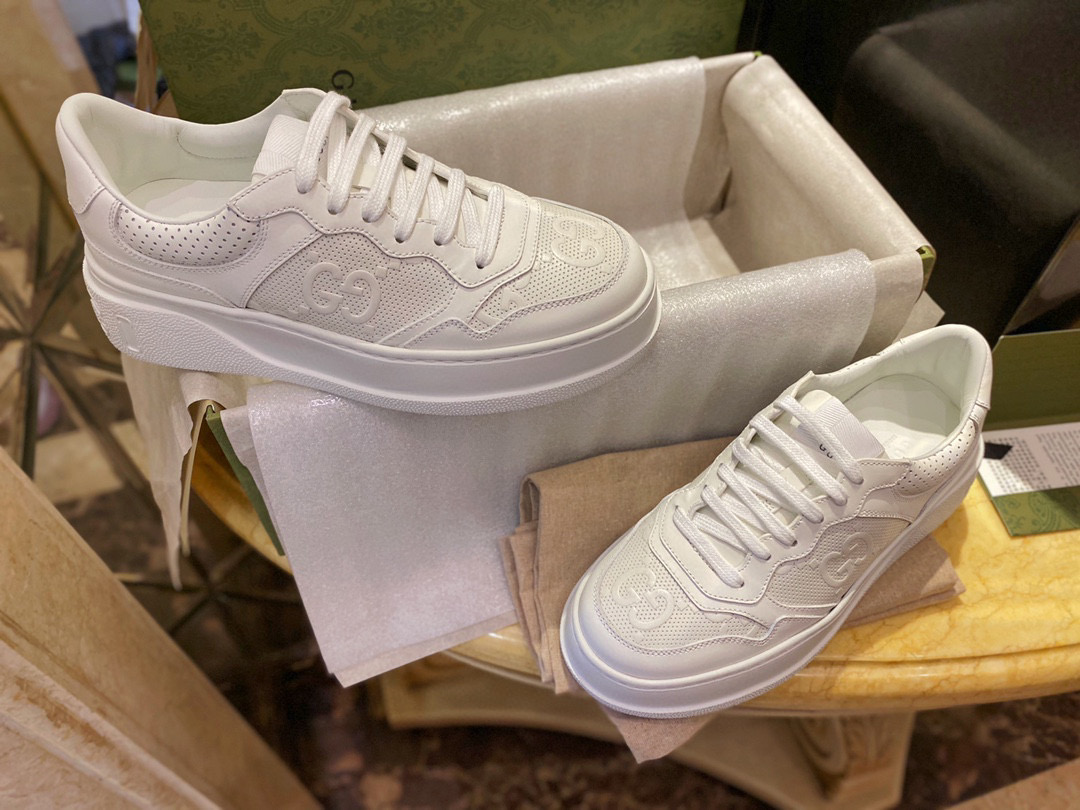 구찌 Gucci 스니커즈