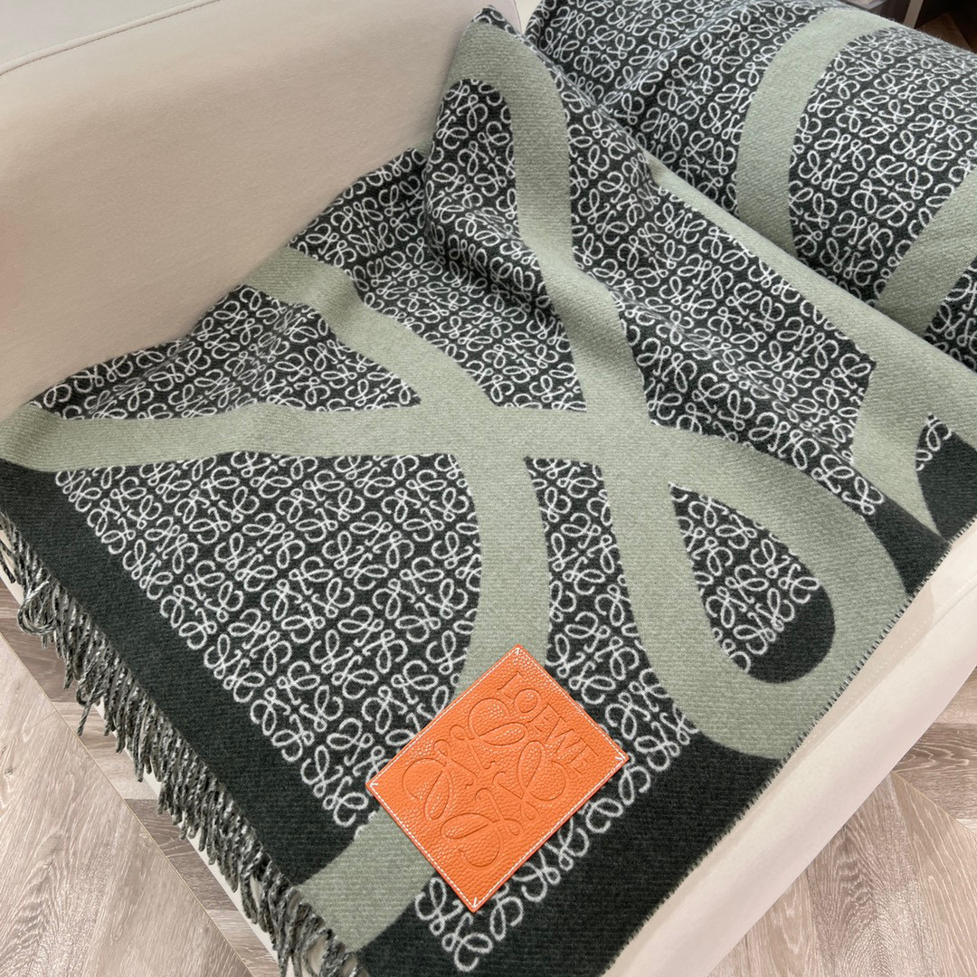 로에베 Loewe 부인용 숄 130*160cm