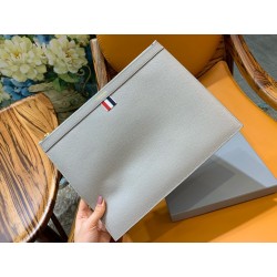 톰브라운 Thom Browne 클러치 33CM