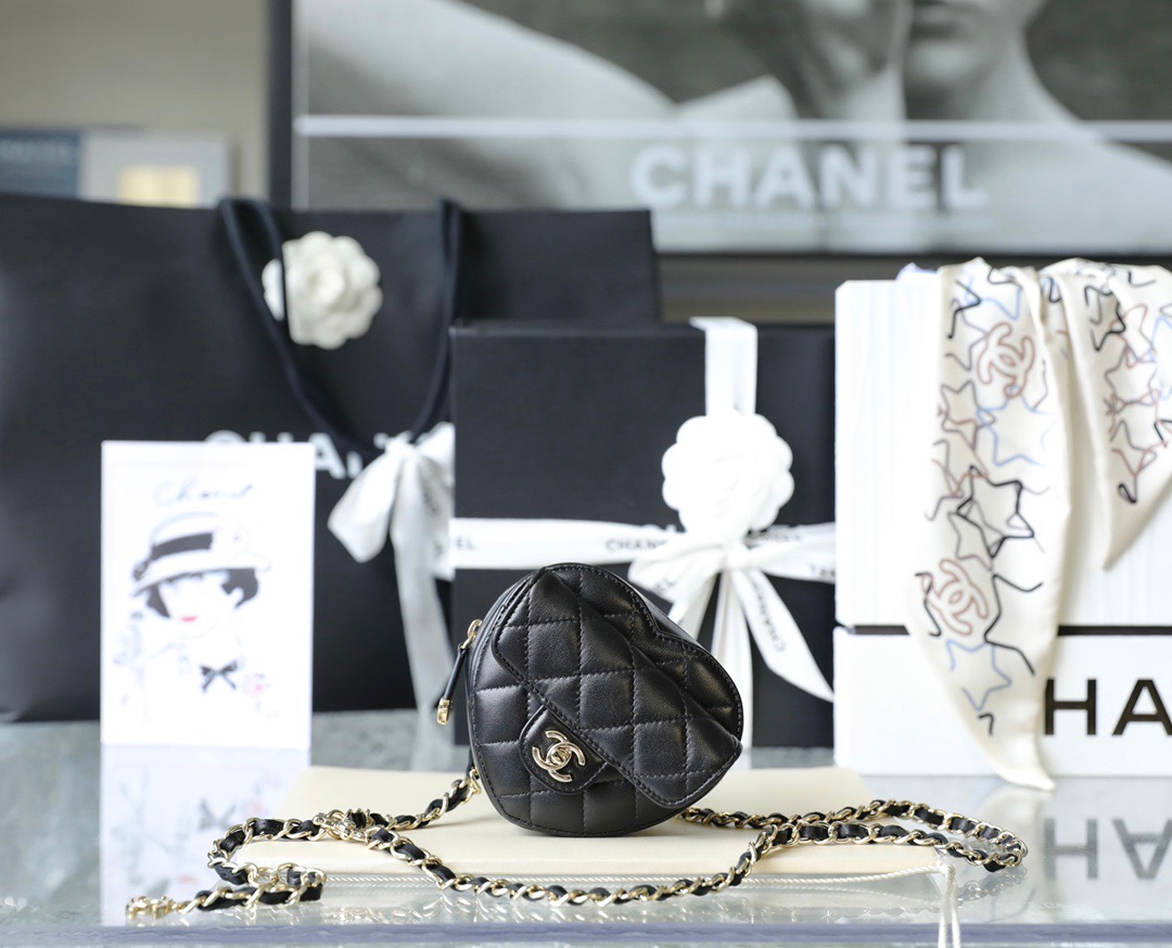 CHANEL 벨트 백 11CM