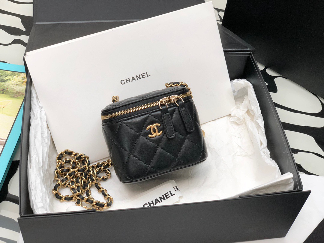 CHANEL 미니백  8.5CM