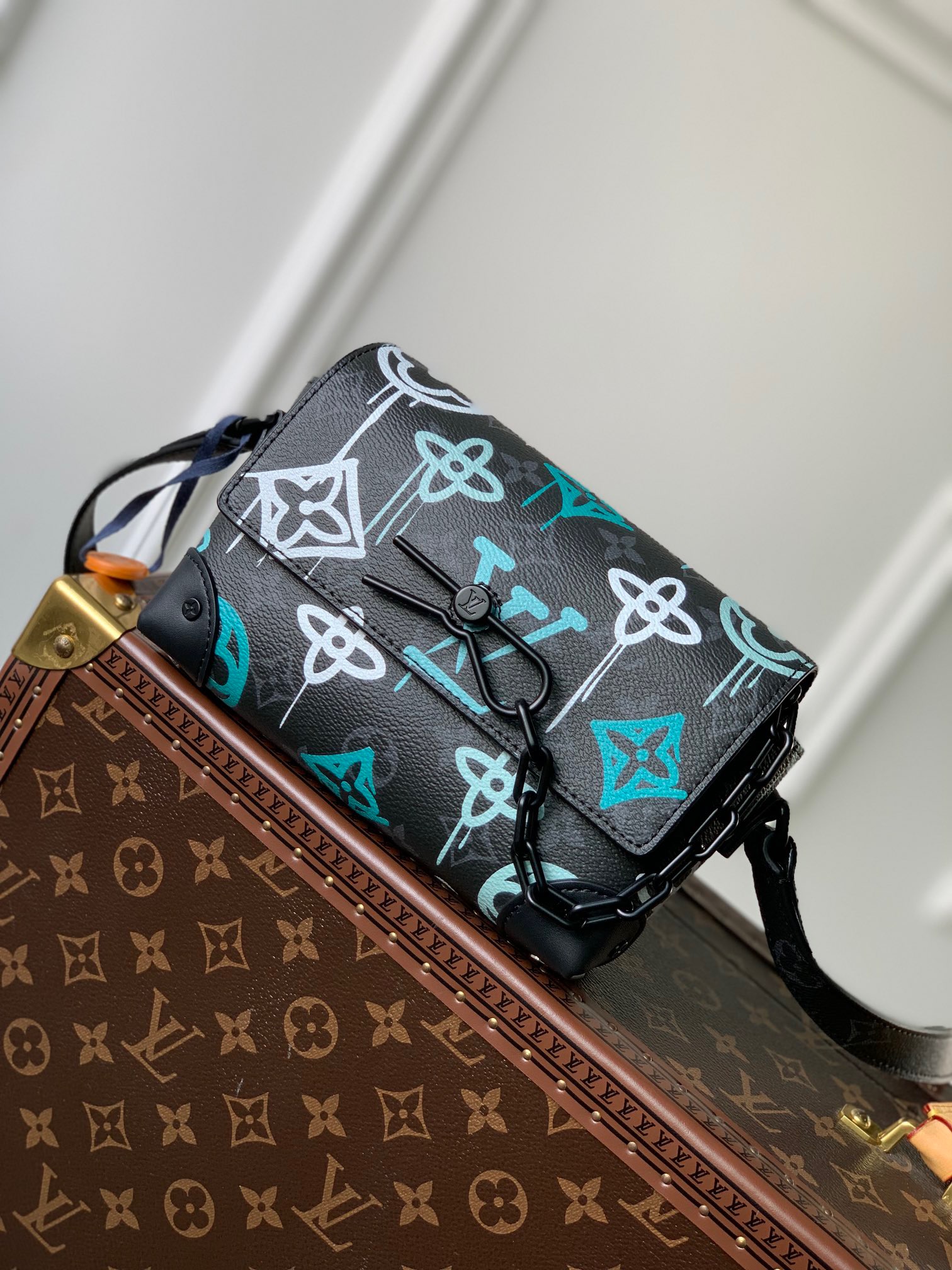 루이비통 Louis Vuitton 81852 숄더백 18CM
