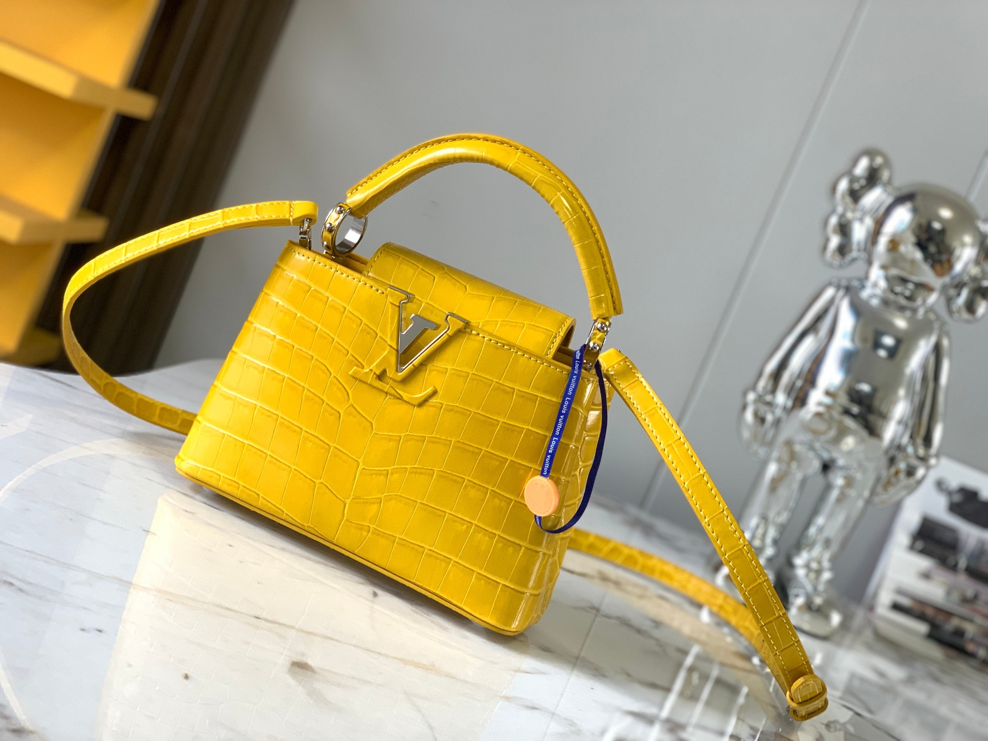 루이비통 Louis Vuitton 93429 숄더백 21CM