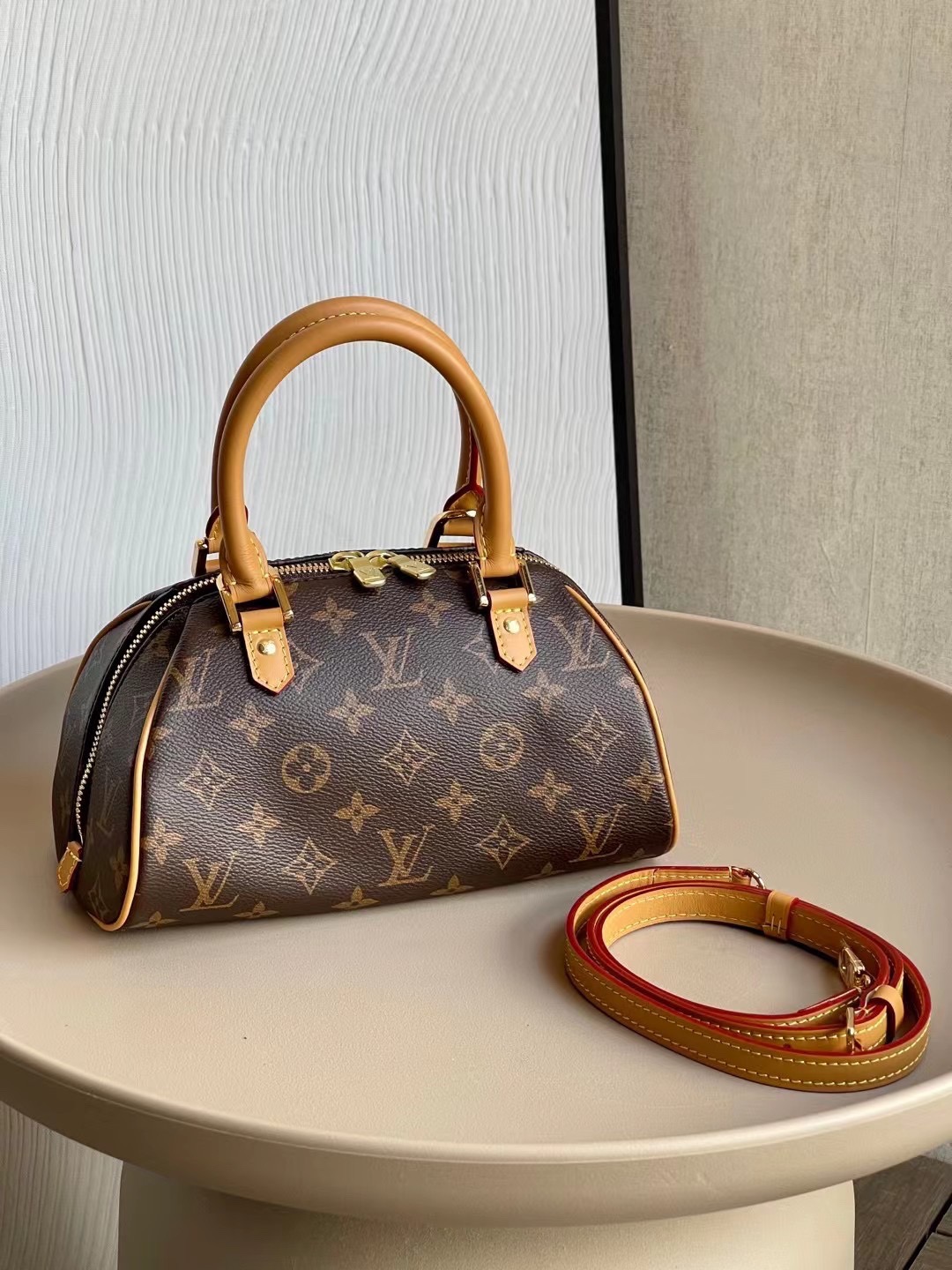 루이비통 Louis Vuitton 50202 탑 핸들백 23CM