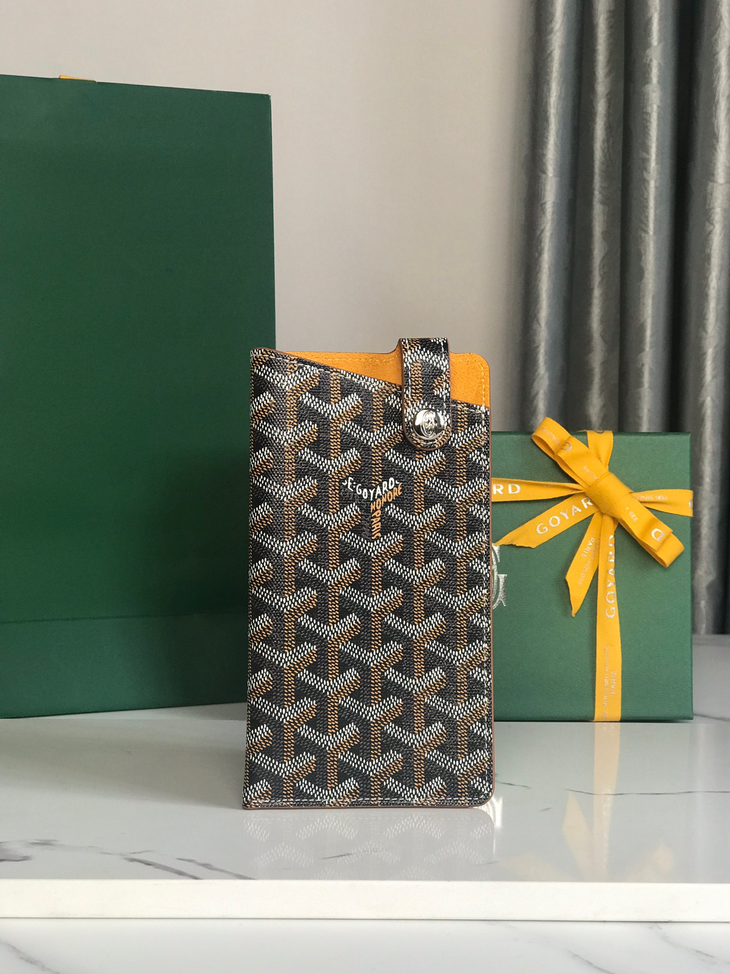 고야드 Goyard 566035 미니백 18CM