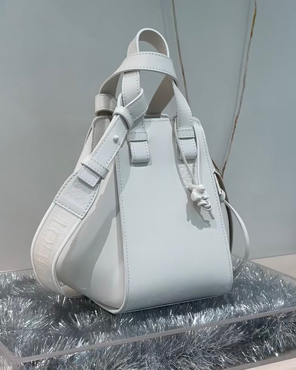 로에베 Loewe 53821 핸드백 20.8cm