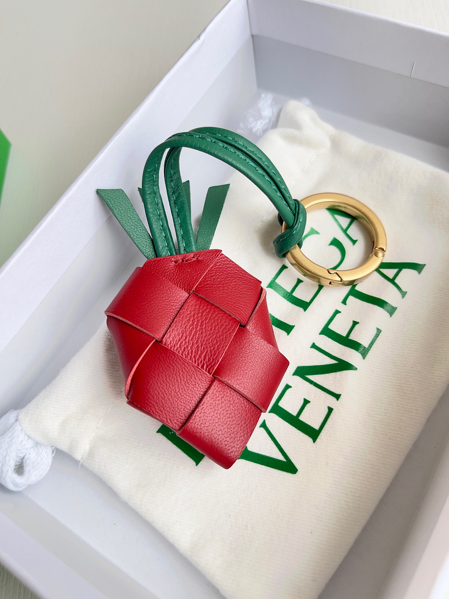 보테가베네타 Bottega Veneta