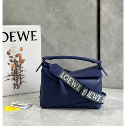 로에베 Loewe 크로스 백 24CM