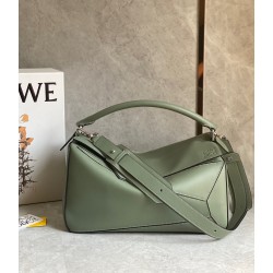 로에베 Loewe 크로스 백 35CM