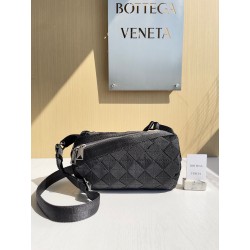 보테가베네타 Bottega Veneta Webbing 690966 버킷 백 26cm