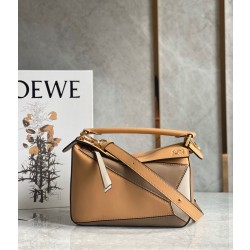 로에베 Loewe 크로스 백 24CM