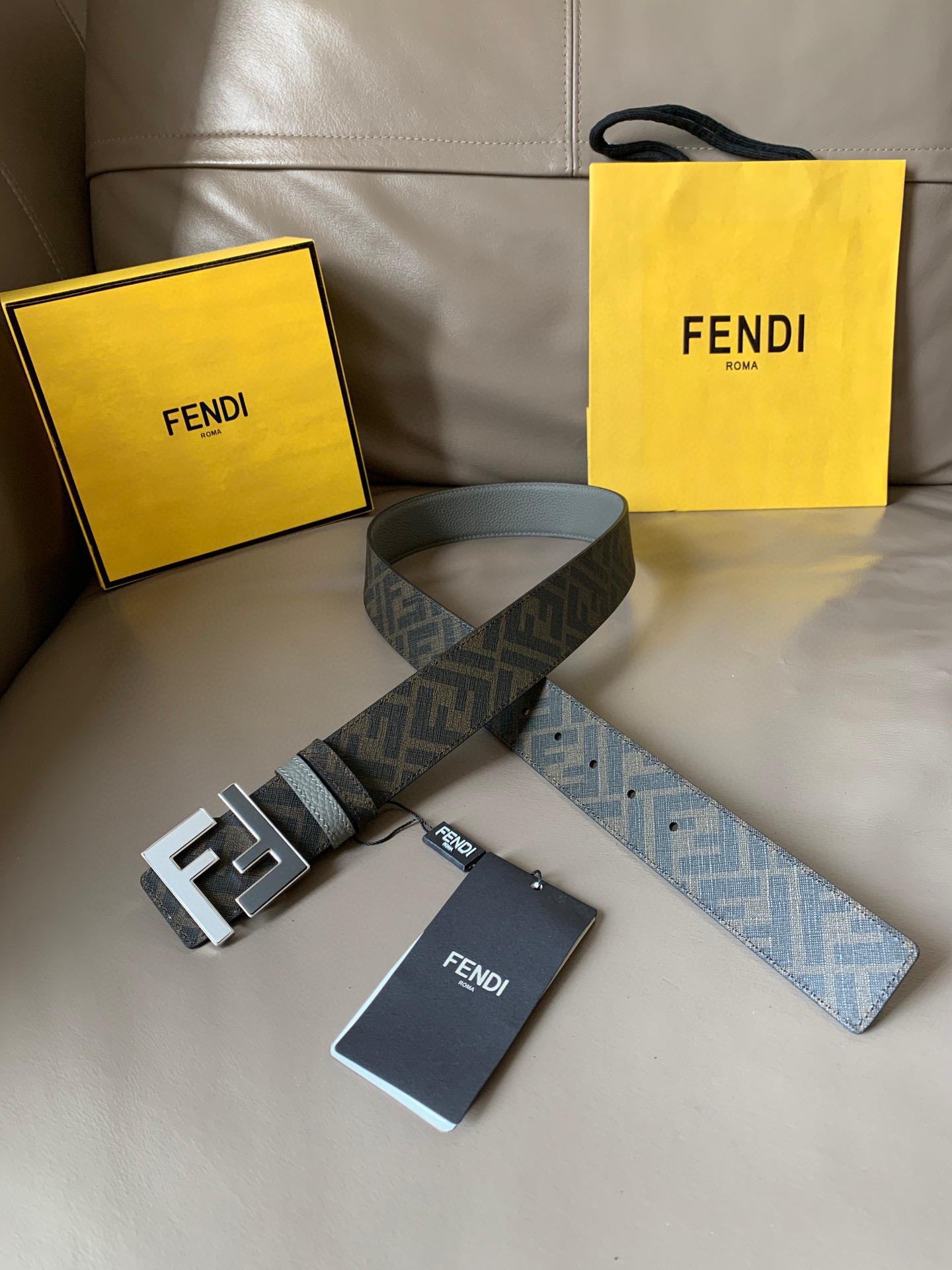 발펜디 FENDI 벨트 40mm