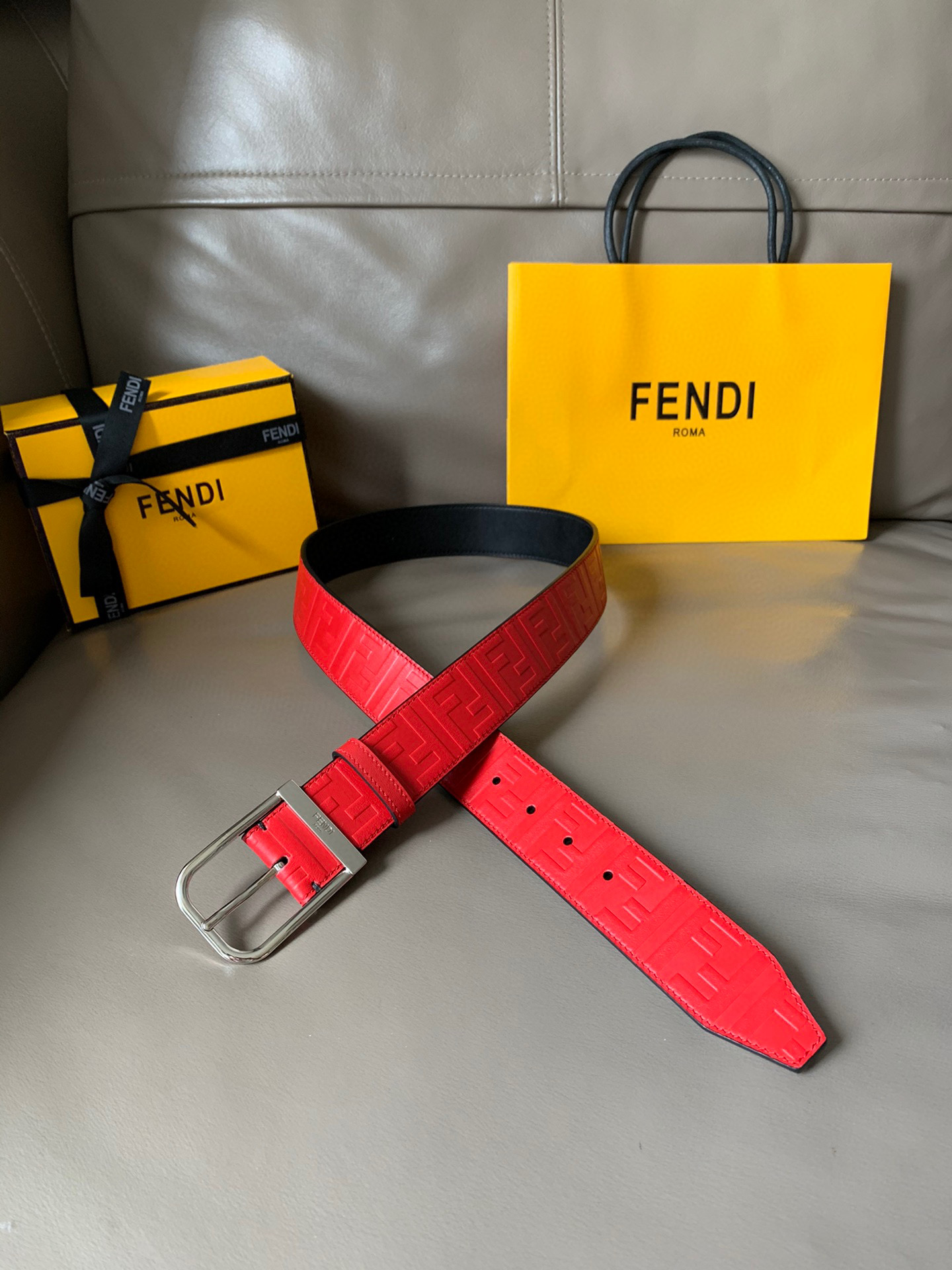 발펜디 FENDI 벨트 40mm