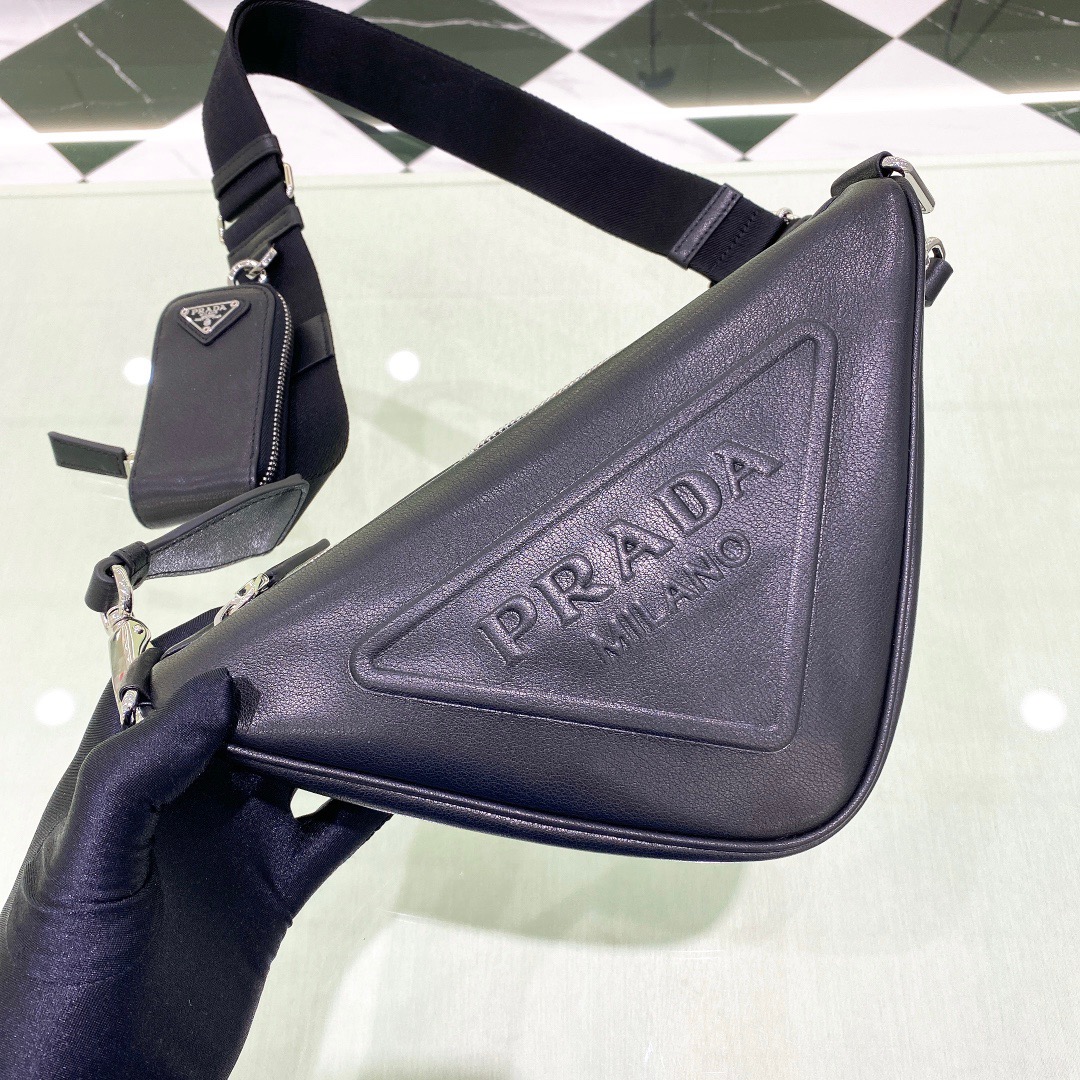 프라다 Prada 1BH190 숄더백 26CM
