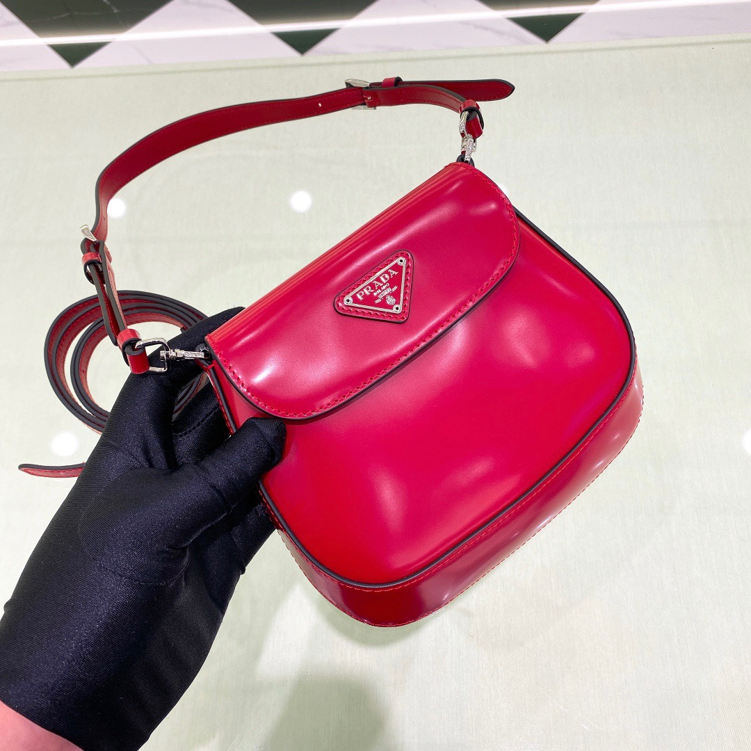 프라다 Prada  크로스 백 17CM