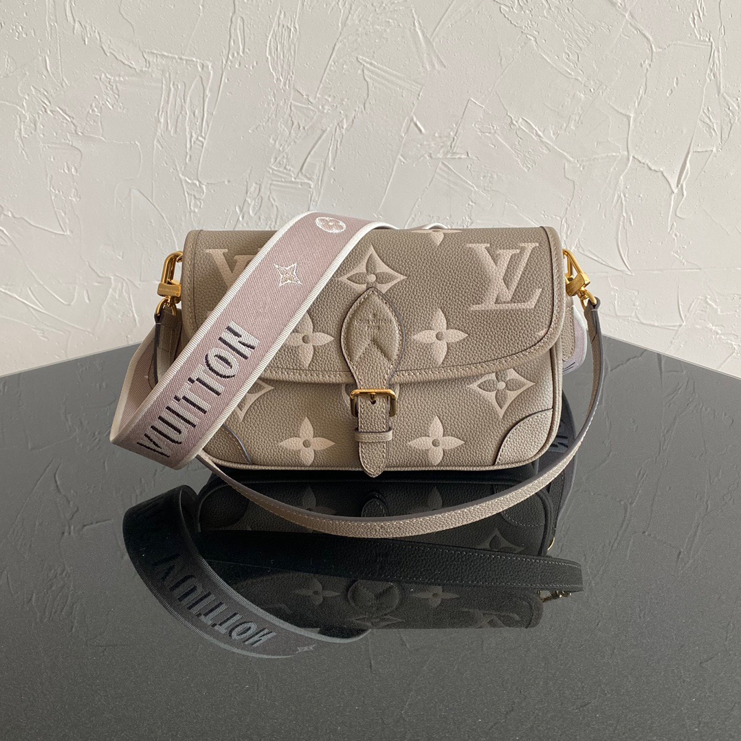 루이비통 Louis Vuitton 46388 숄더백 23CM