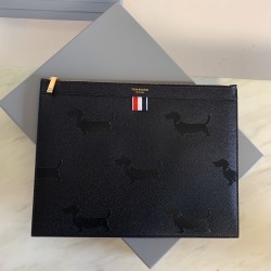 톰브라운 Thom Browne 클러치 33CM