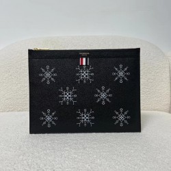 톰브라운 Thom Browne 클러치 33CM