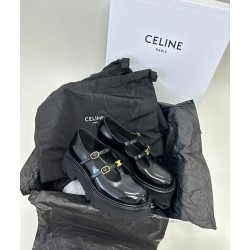 셀린느 CELINE 폴리쉬드 불 벌키 베이비 트리옴페 블랙