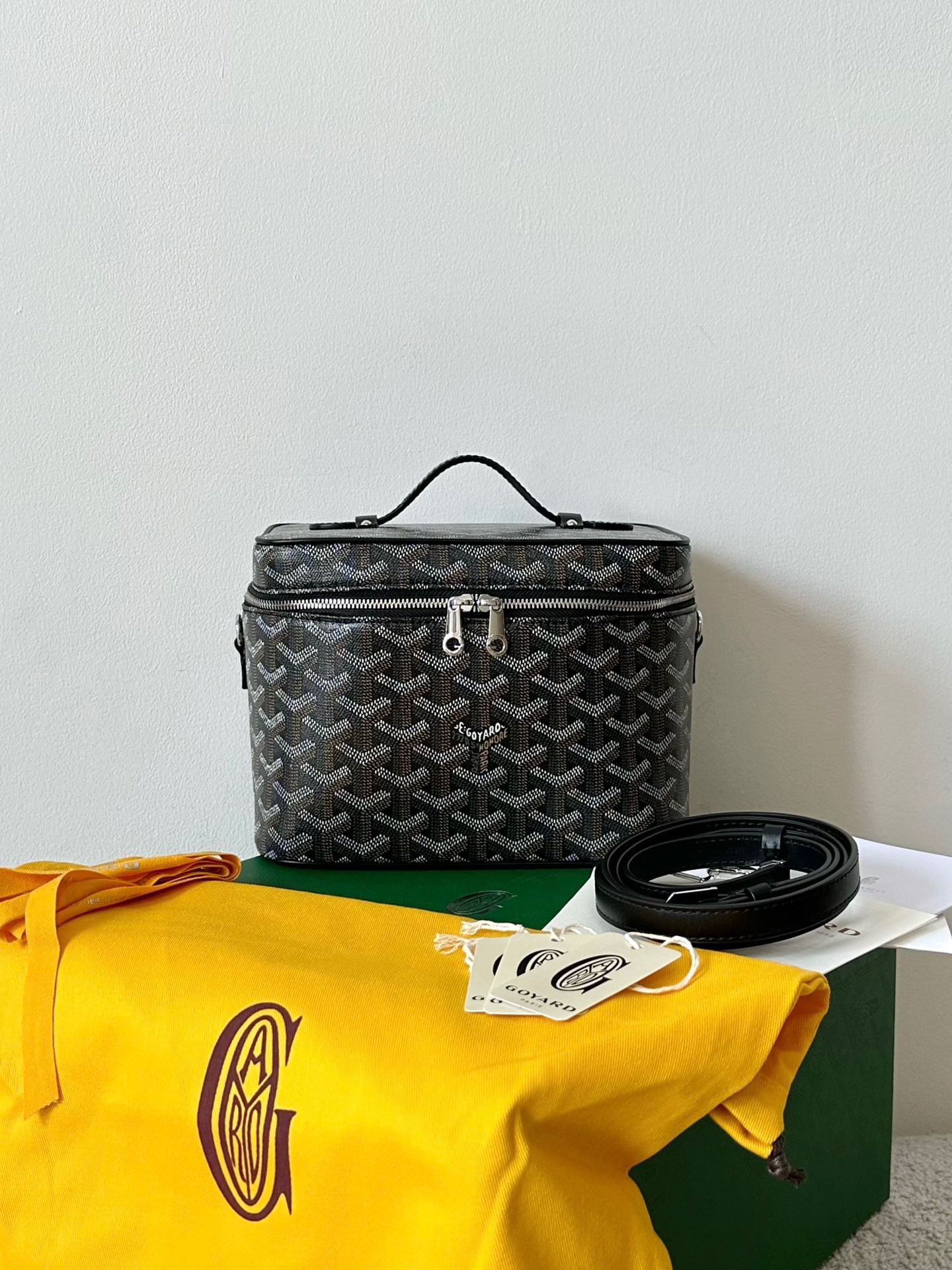 고야드 Goyard 파우치 20CM