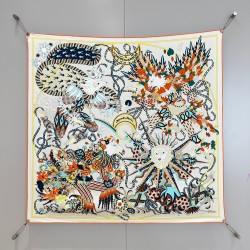 에르메스 Hermes 스카프 Le Sacre des Saisons 90x90cm