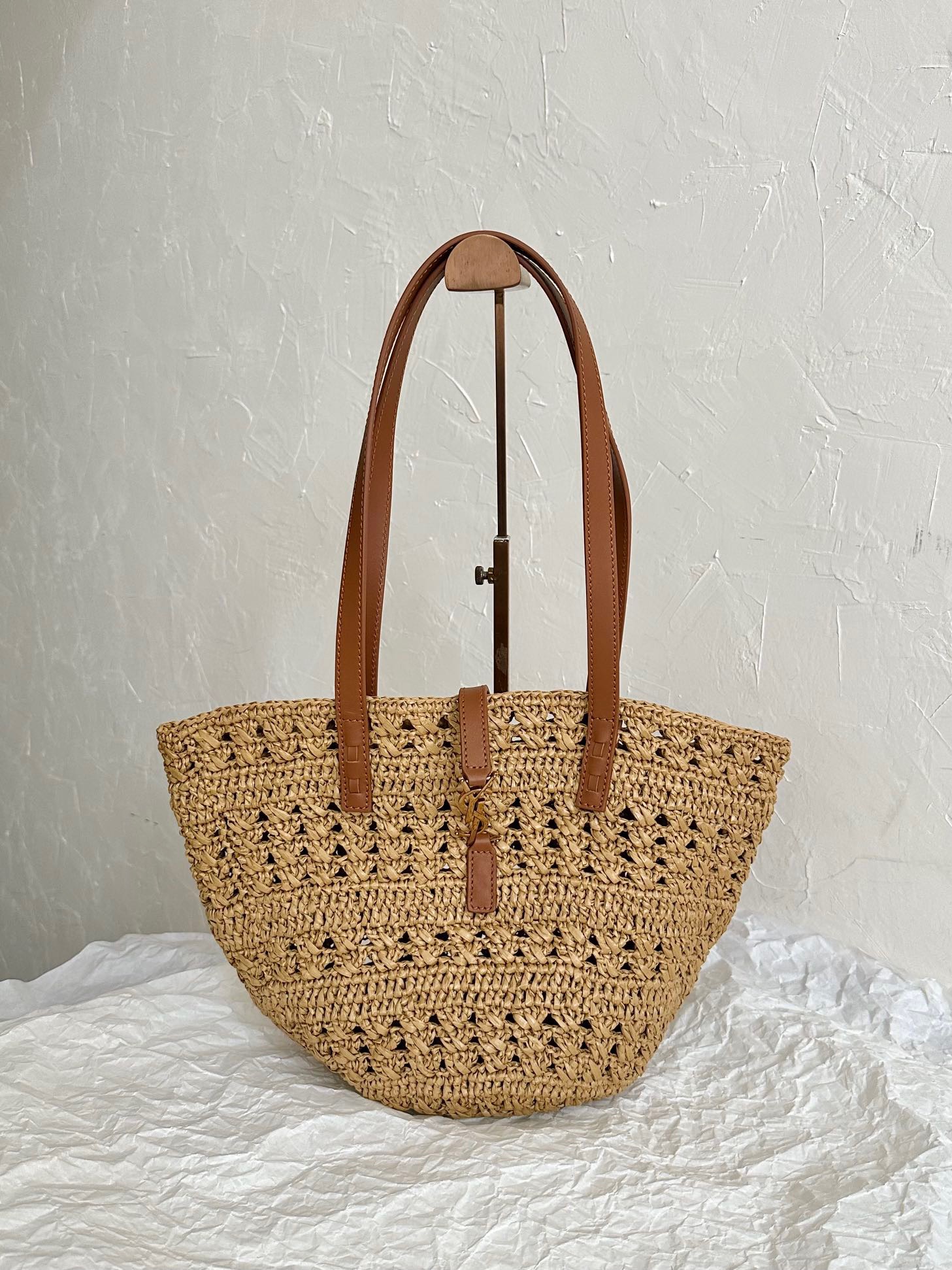 생로랑 Saint laurent/YSL 761461 파니에 스몰 백 라피아 내츄럴 44CM