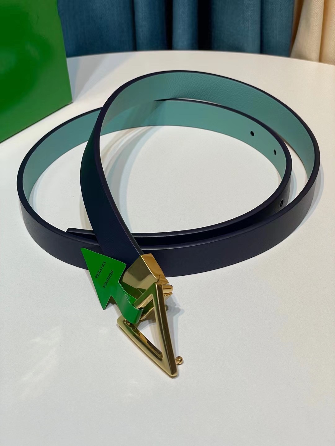 보테가베네타 Bottega Veneta 벨트 2.0CM