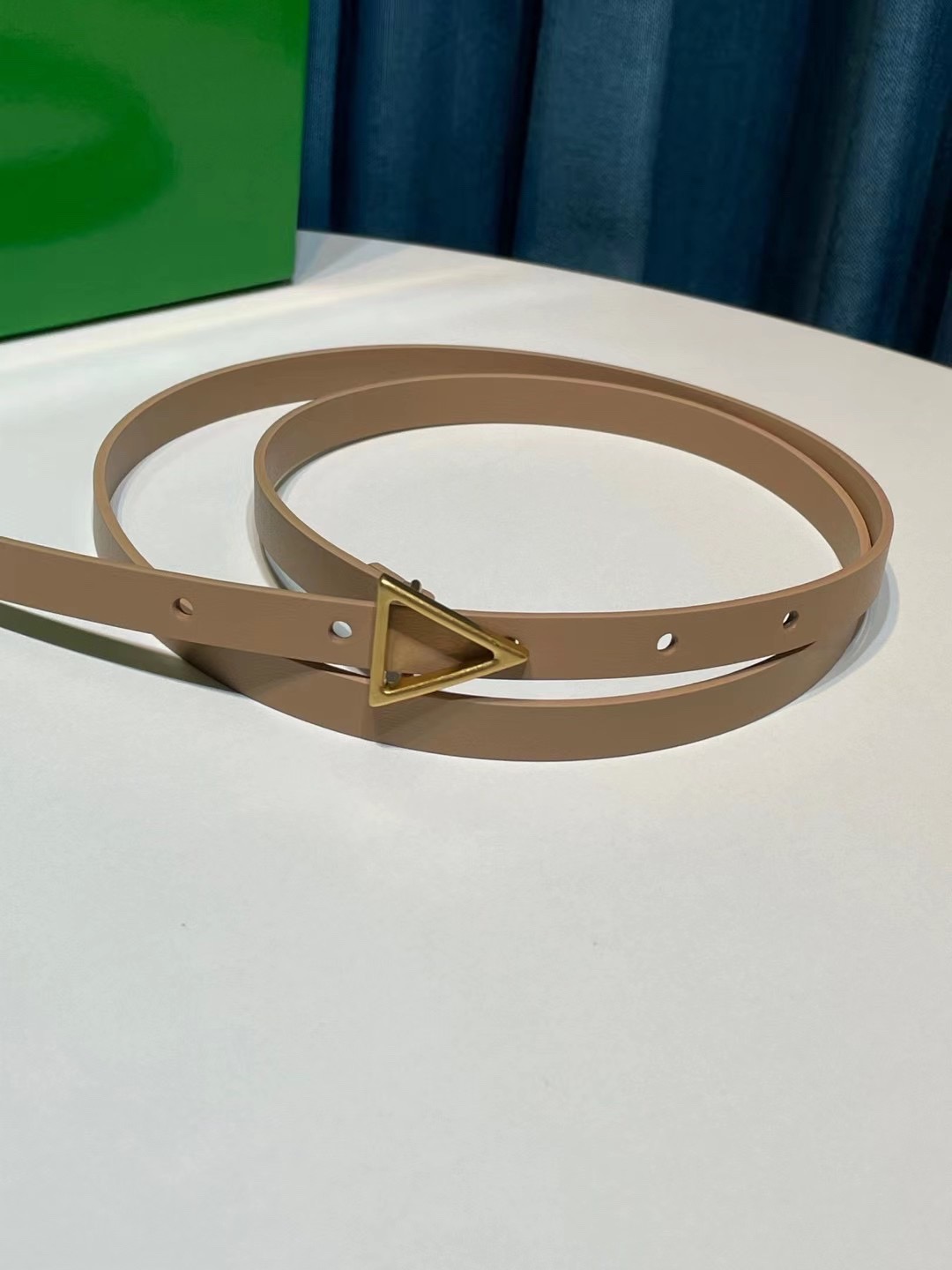 보테가베네타 Bottega Veneta GRASP 벨트 1.0CM