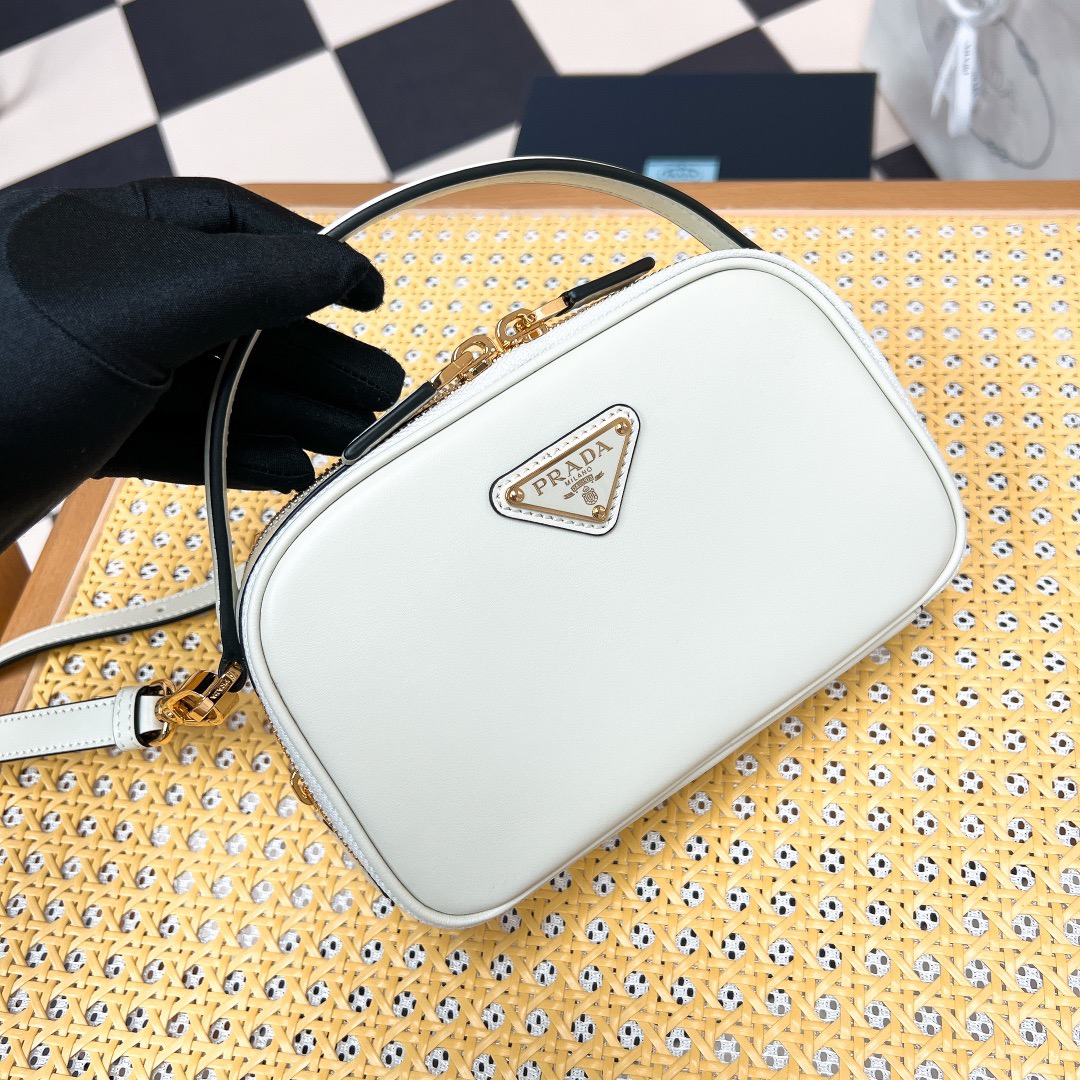 프라다 Prada 1BH203 탑 핸들백 18.5CM