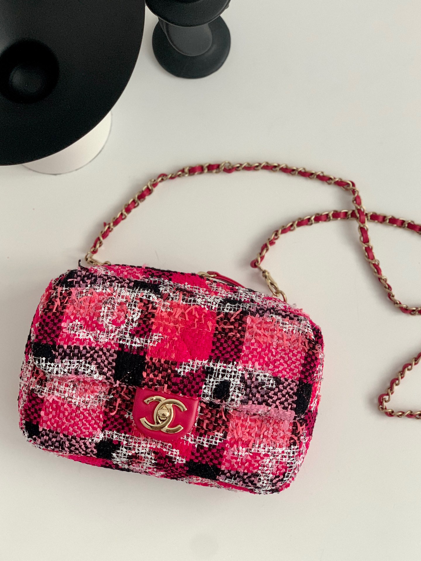 샤넬 CHANEL AS3255 숄더백  & 골드 코랄