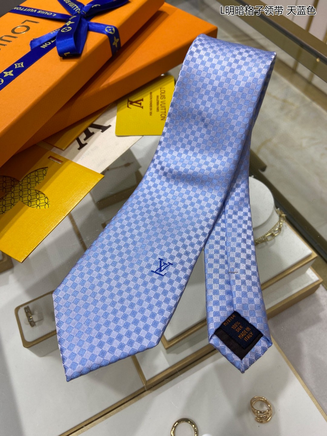 루이비통 Louis Vuitton 넥타이