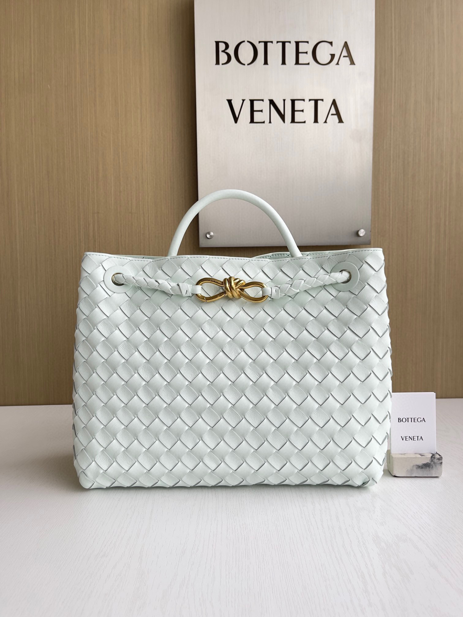 보테가베네타 Bottega Veneta 스몰 안디아모 Andiamo 743572