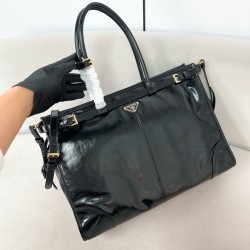 프라다 Prada 1BA439 보니 엑스트라 라지 가죽 핸드백