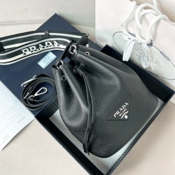 프라다 Prada 1BE060 버킷 백 25CM