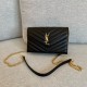 생로랑 Saint laurent/YSL 393953 WOC 그랑 드 뿌드르 엠보스드 레더 카산드라 마틀라세 엔벨로프 체인 지갑 블랙 19CM