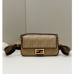 펜디 FENDI Baguette 0159 크로스 백 27CM