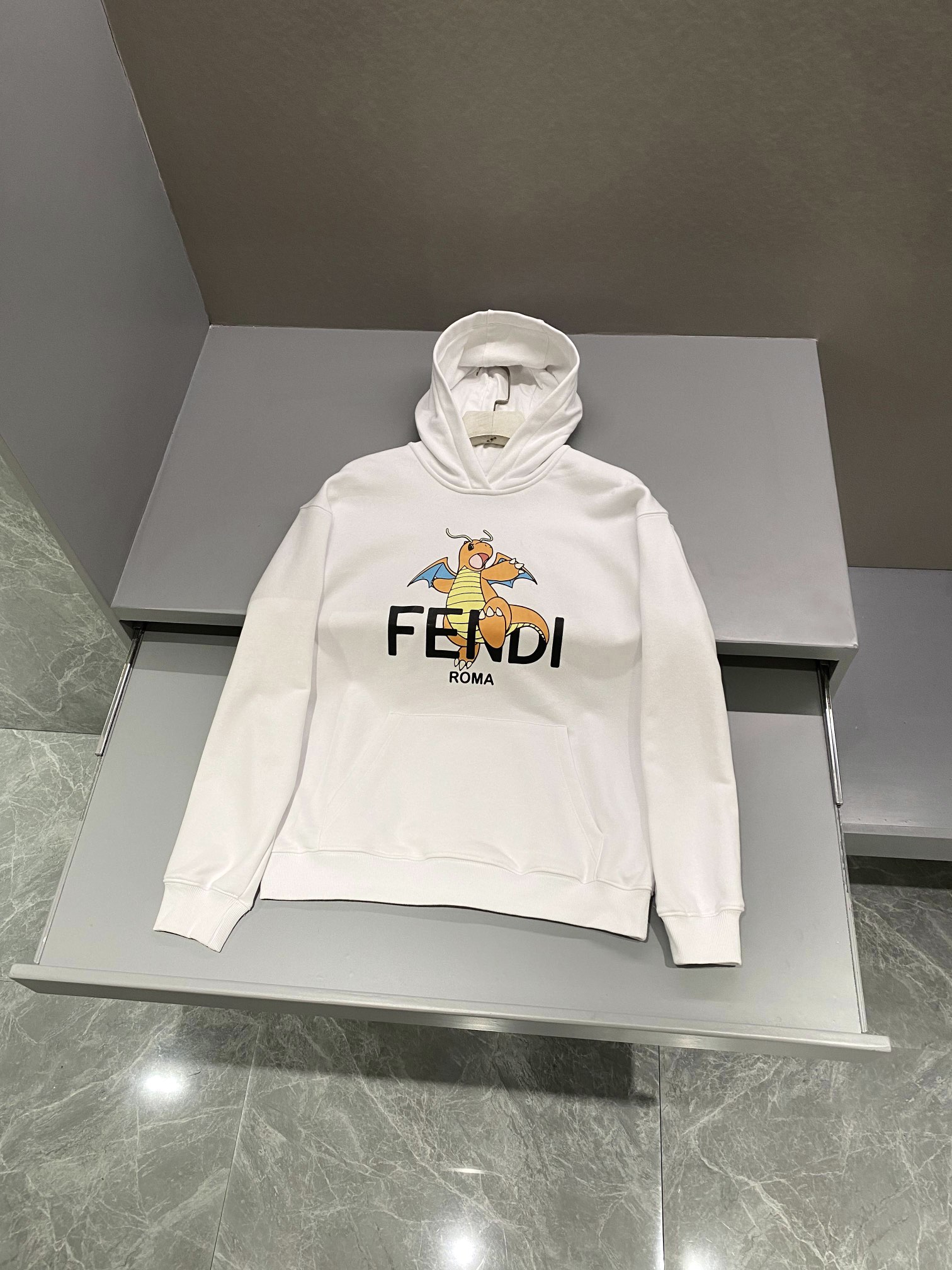 펜디 FENDI 후드티셔츠