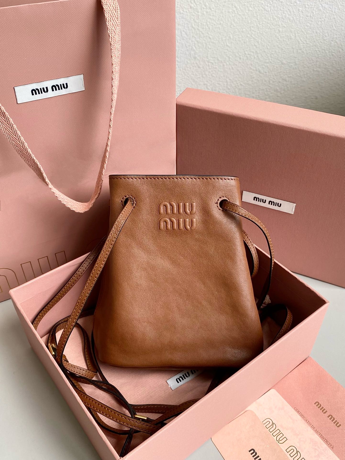 미우 미우 miu miu F0051 미니 버킷 백 17CM