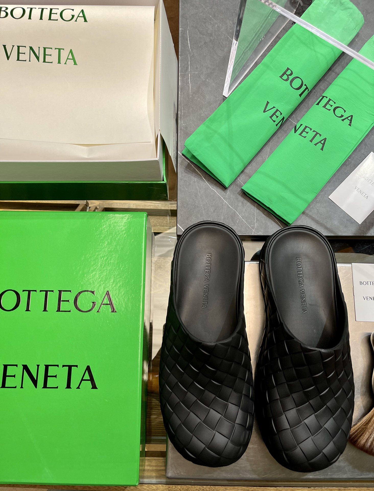 보테가 베네타 Bottega Veneta 슬리퍼