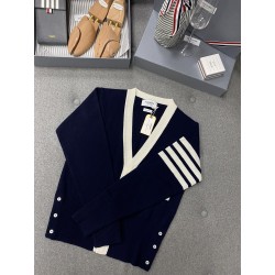 톰브라운 Thom Browne 가디건