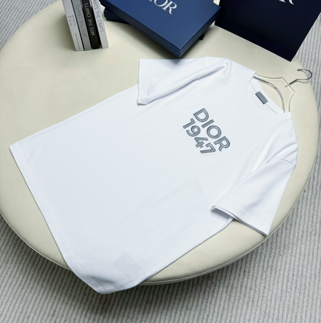 디올 Dior 반팔 티셔츠